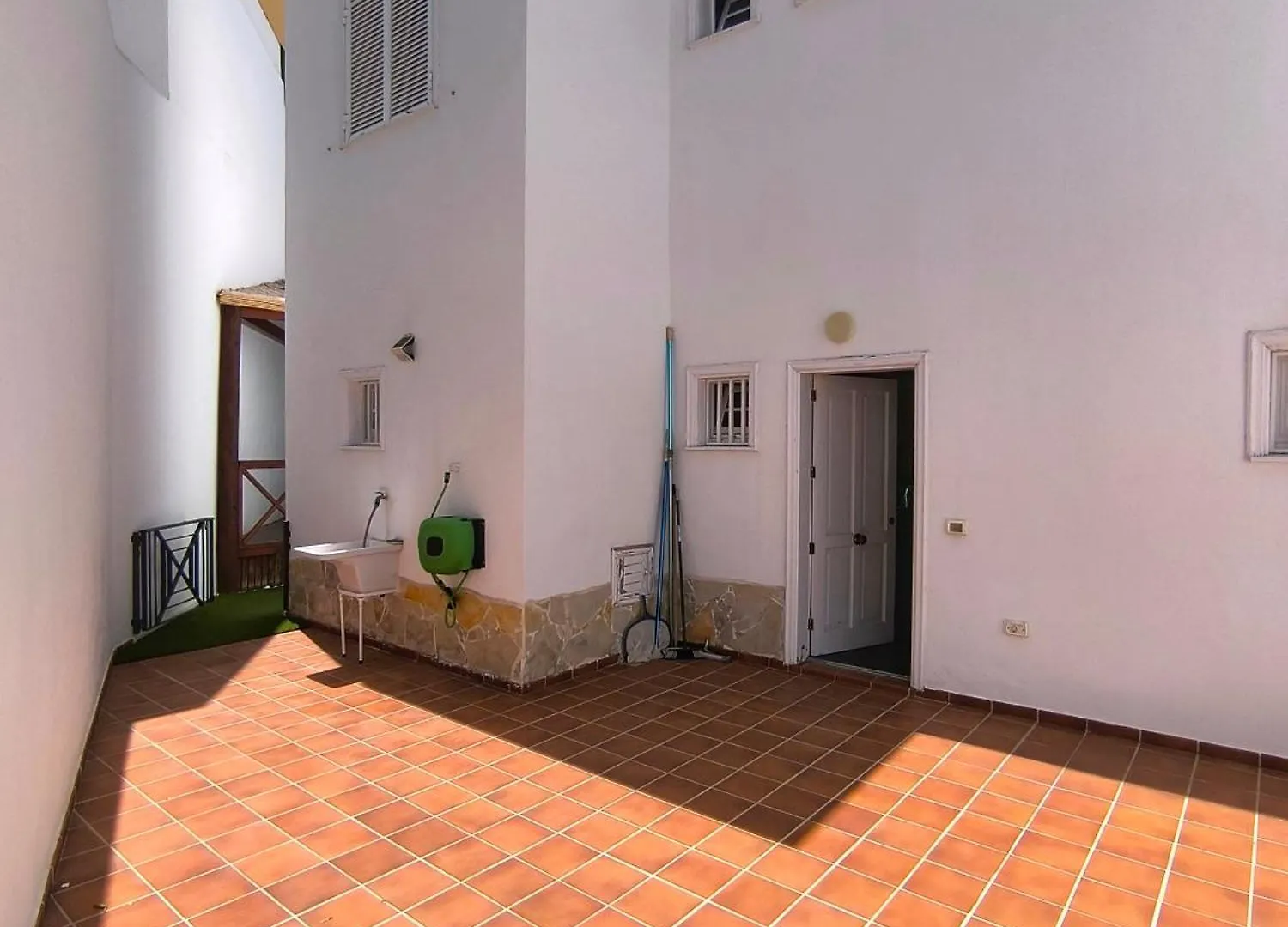 Beautiful Villa - 4 Bedrooms, Heated Pool, 2 Priv Car Park Places, Fibre Net, Tv Channels Costa Adeje